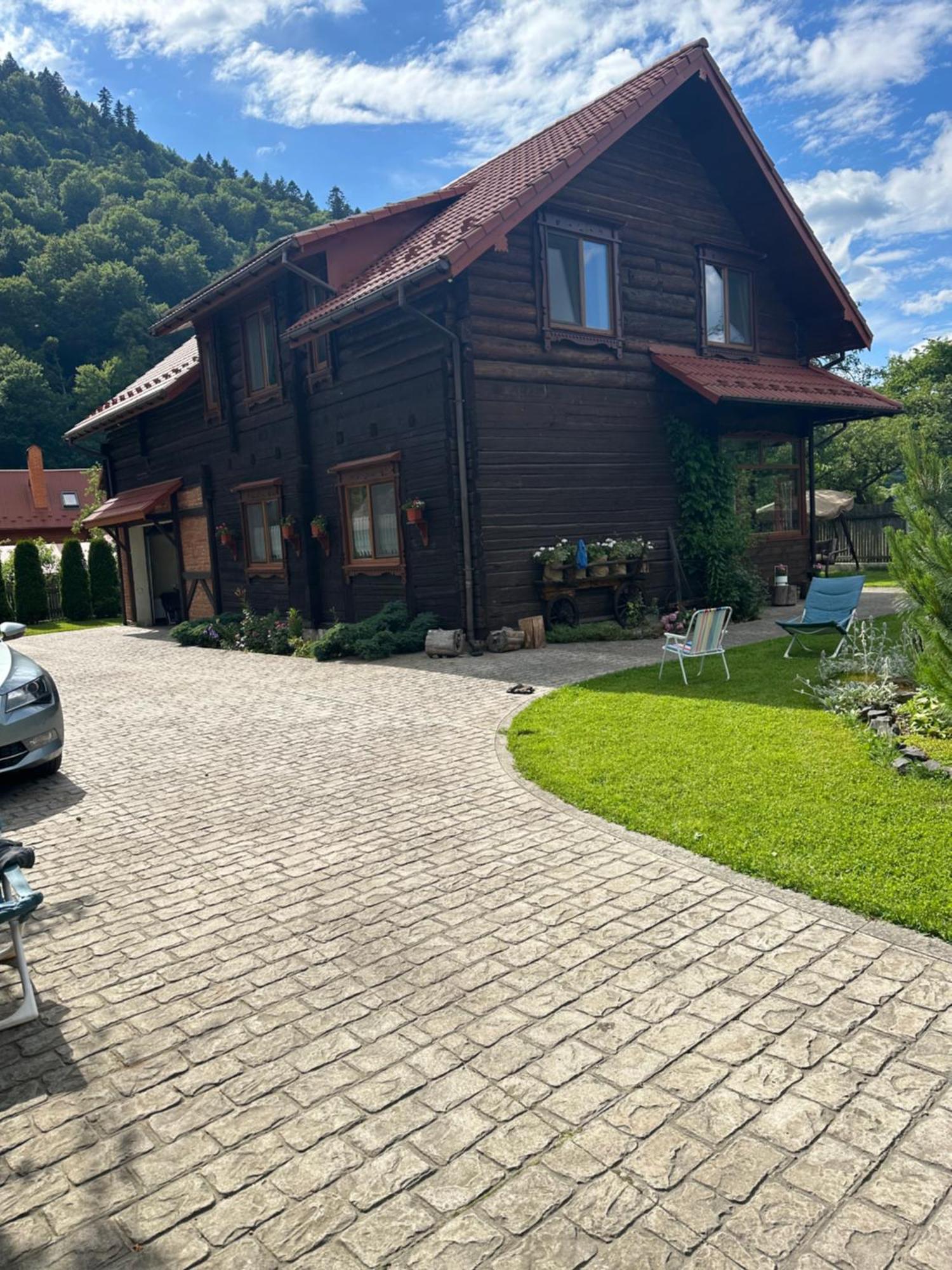 Знакова Хата Lägenhet Grebenov Exteriör bild