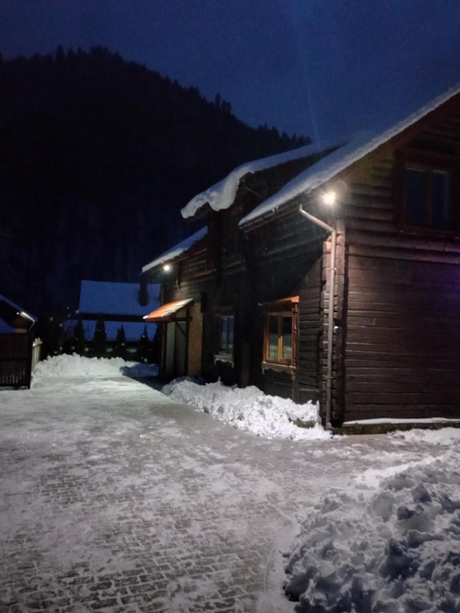 Знакова Хата Lägenhet Grebenov Exteriör bild